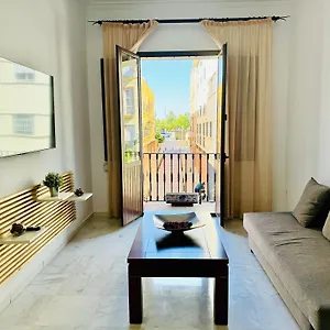 Con Balcon Castilla Triana Sevilla