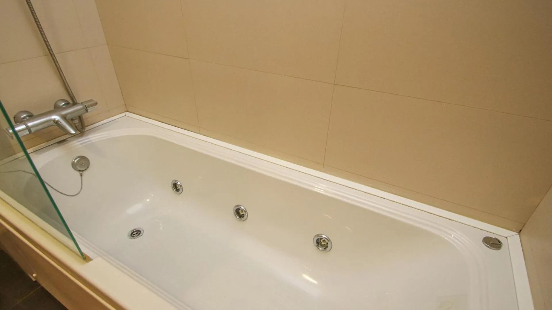 Luxury Apt In Plaza De Espana - Free Parking Seville