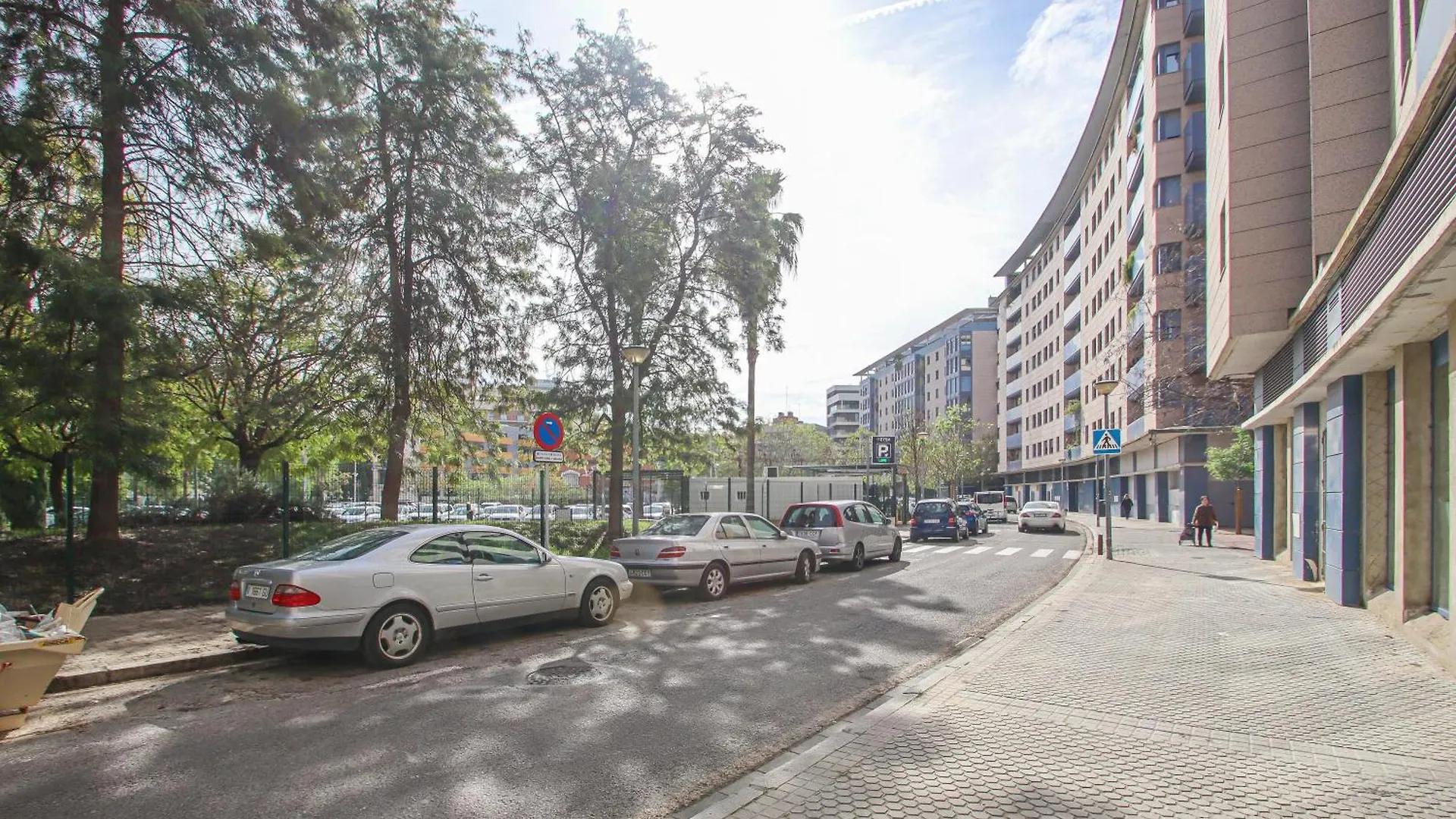Apartment Luxury Apt In Plaza De Espana - Free Parking Seville